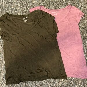 American Eagle Outfitters lot of 2 tops